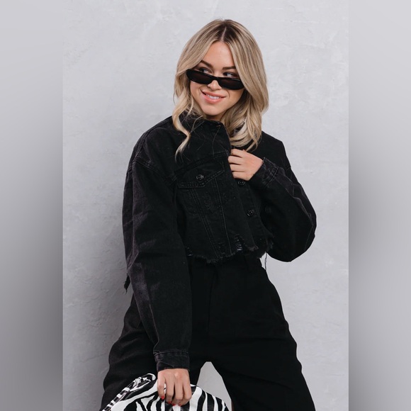 TRIO URBAN TAKE IT EASY teddy bear Crop Denim Jacket - Picture 3 of 6